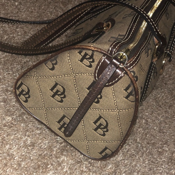 ❤️Dooney&Bouke Purse - Picture 2 of 6